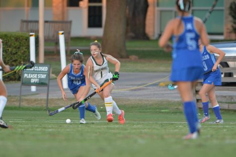 Senior Lilly Thieberg Verbally Commits to Middlebury College for Field Hockey