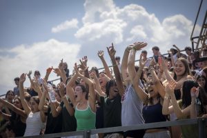 Opinion: Bring the Buzz to the Student Section